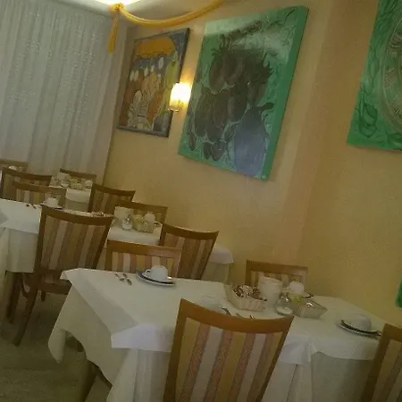 Stiefel Ξενοδοχείο Λινιάνο Σαμπιαντόρο